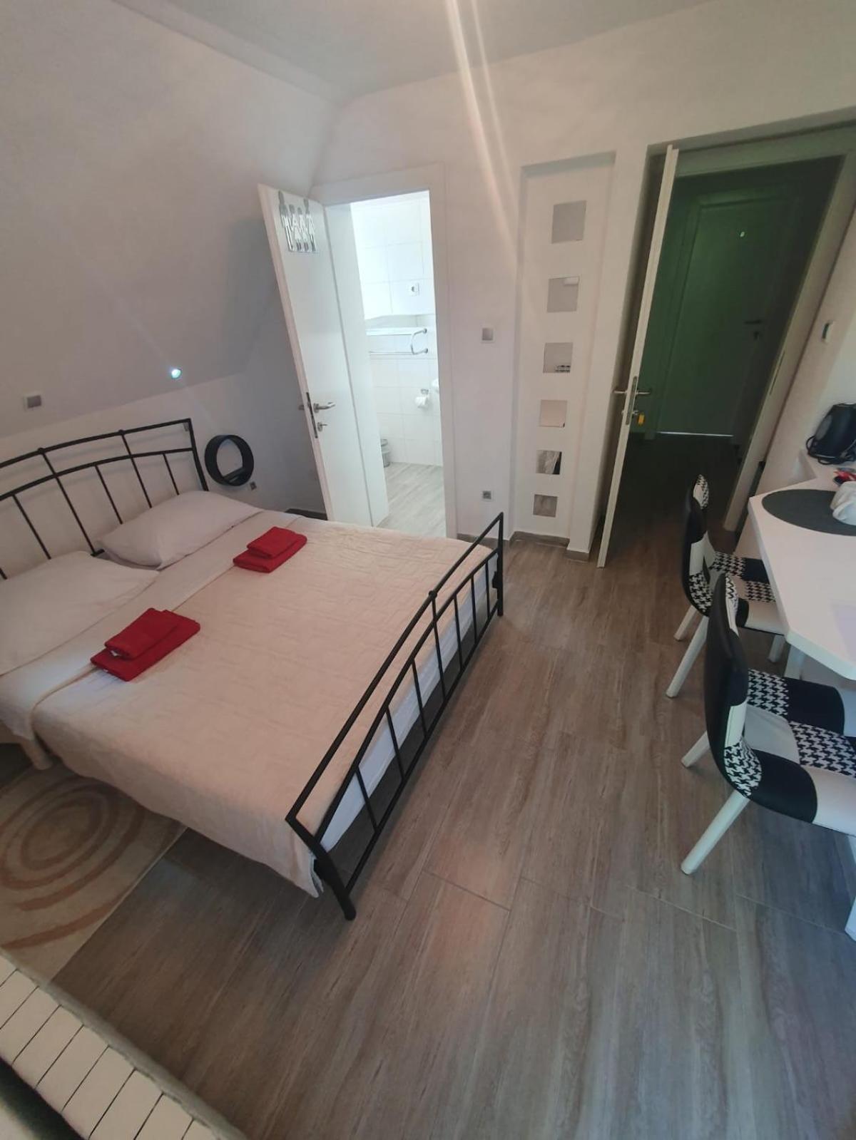 Plitvička Jezera Guesthouse Nikola מראה חיצוני תמונה